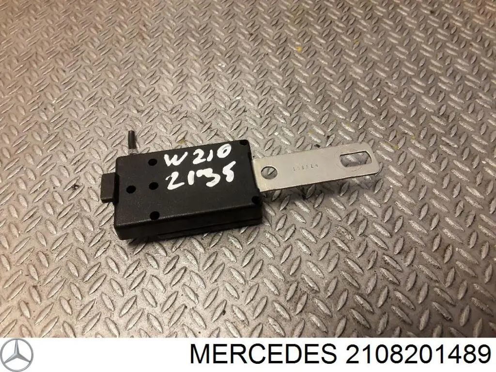 A2108201489 Mercedes 