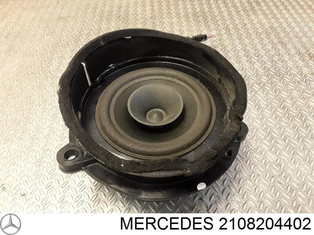  Mercedes A2108204402 ціна, від 12.51 USD