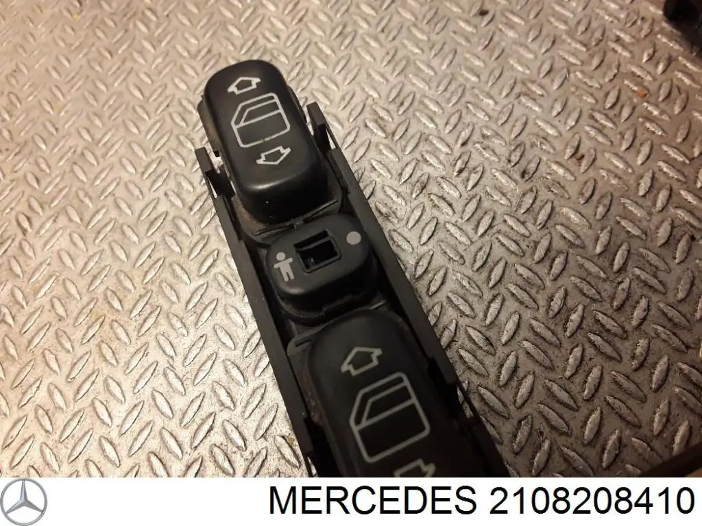 Купити A2108214051 Mercedes Кнопковий блок керування склопідіймачами центральної консолі
