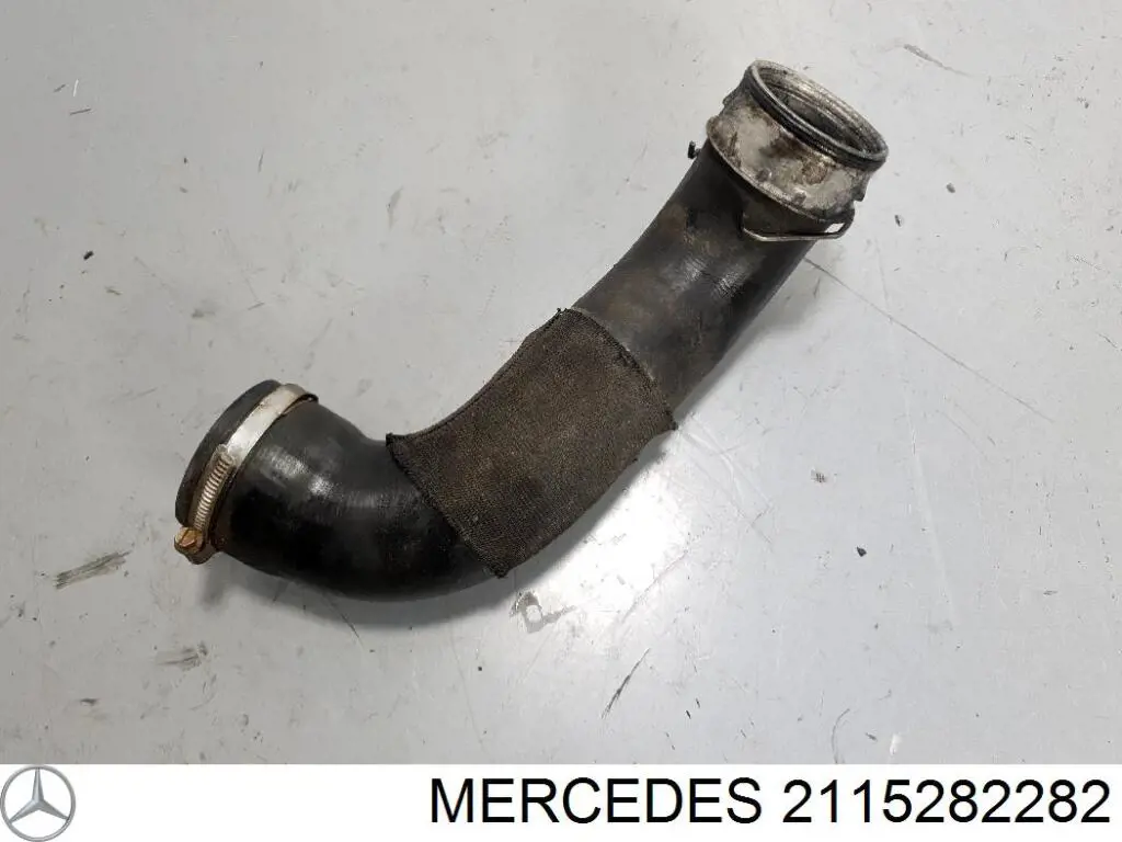 Шланг/патрубок інтеркуллера Mercedes A211528228228