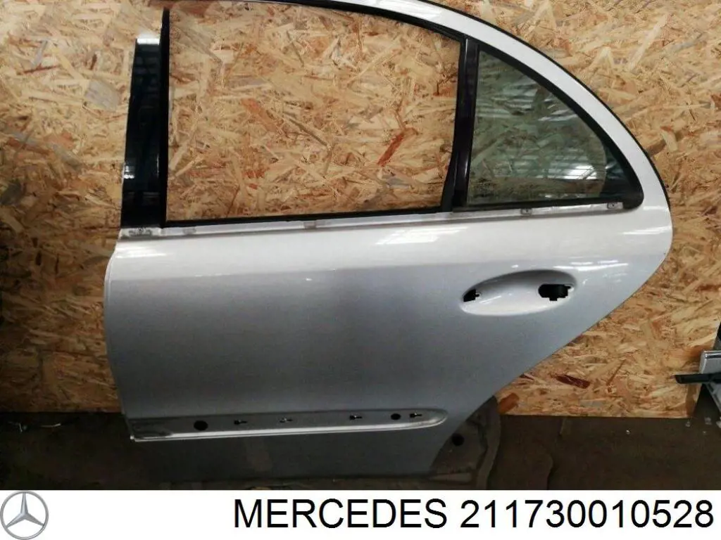A211730010528 Mercedes Двері пасажирськи задні ліві