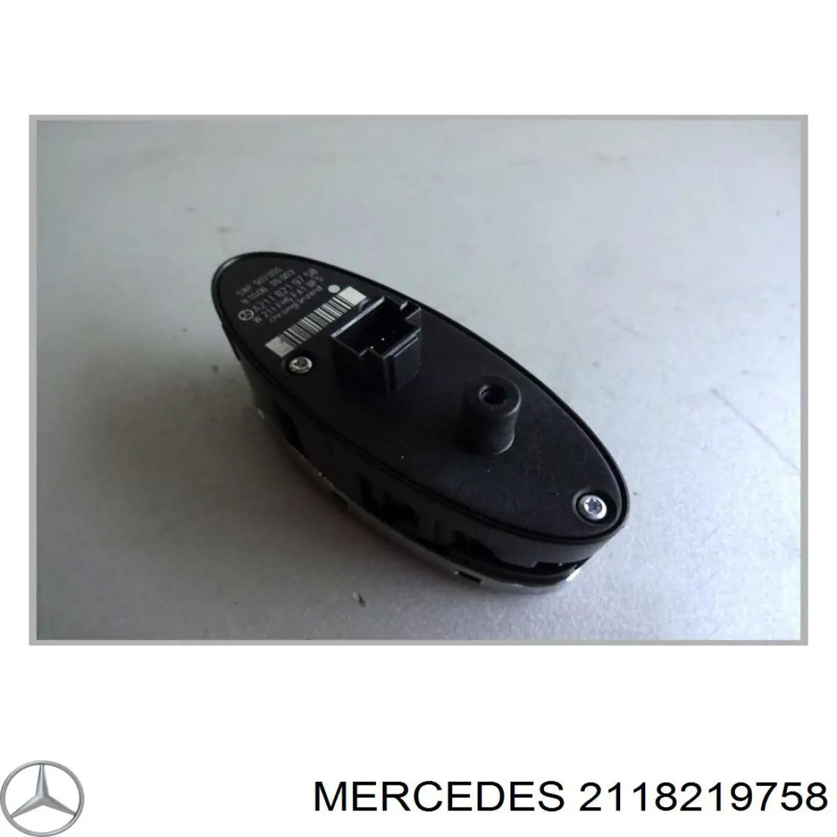 Кнопковий блок керування склопідіймачами передній правий A2118219758 Mercedes