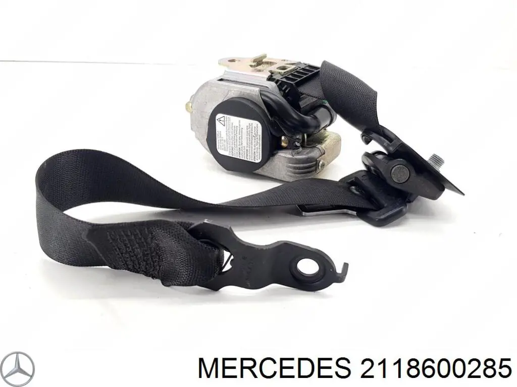 Пасок безпеки передній правий Mercedes A2118600285 ціна, від 22.02 USD