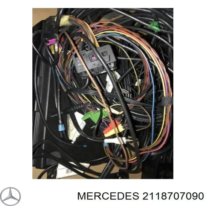 A2118704789 Mercedes Магнітола (радіо AM/FM)