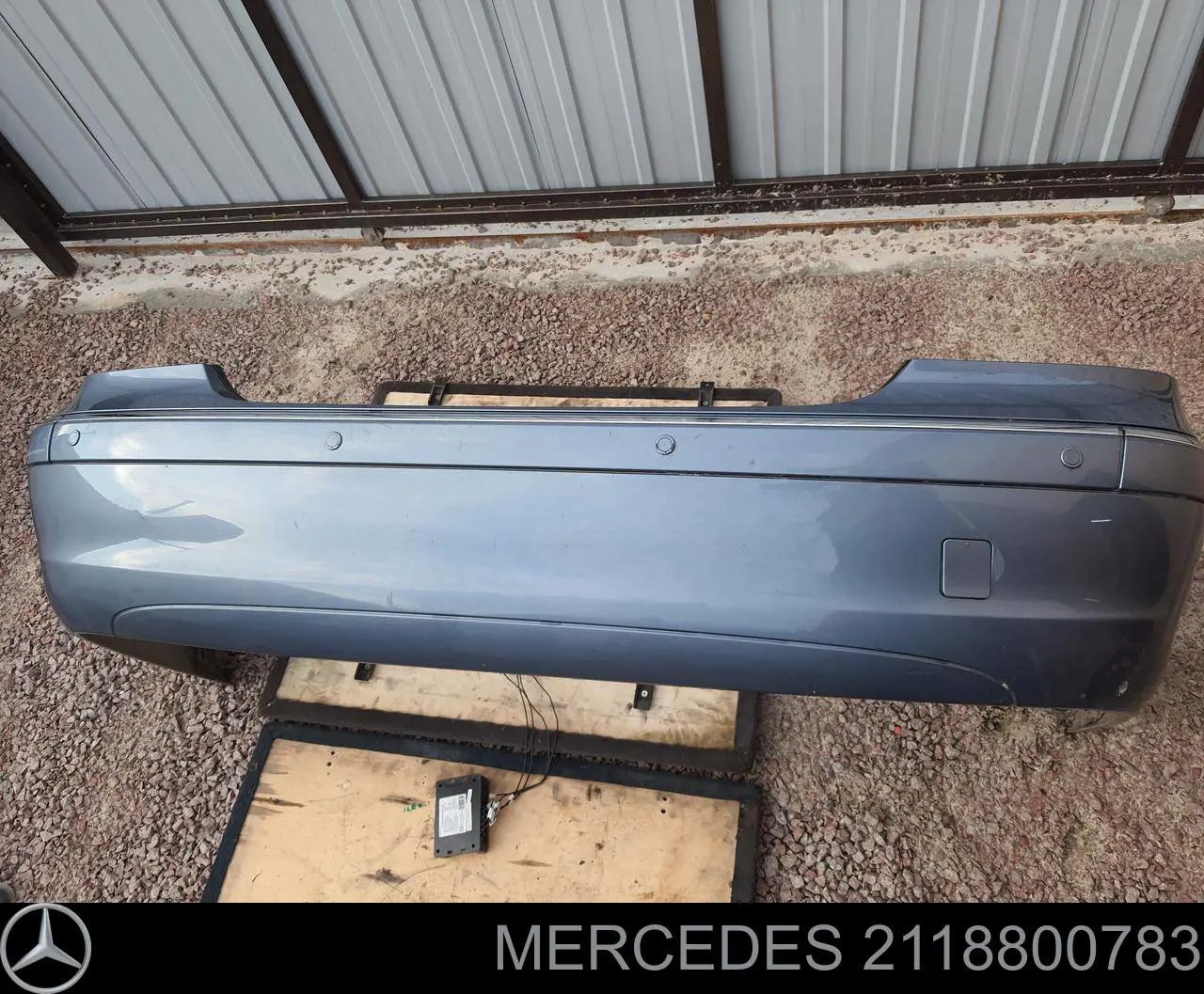 Кожух бампера заднього Mercedes A2118803240 ціна, від 65.93 USD