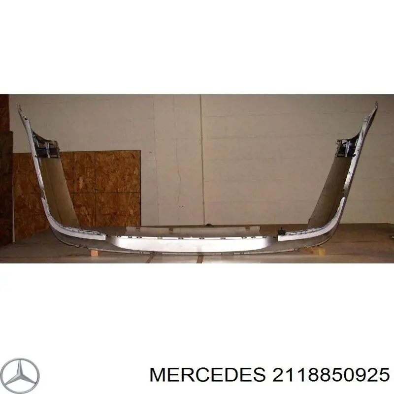 2118850925 Mercedes бампер задній