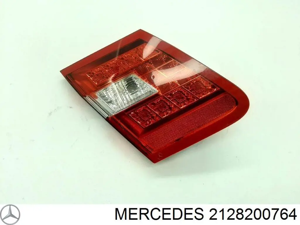 Стоп задній Mercedes A212820076405 ціна, від 32.18 USD