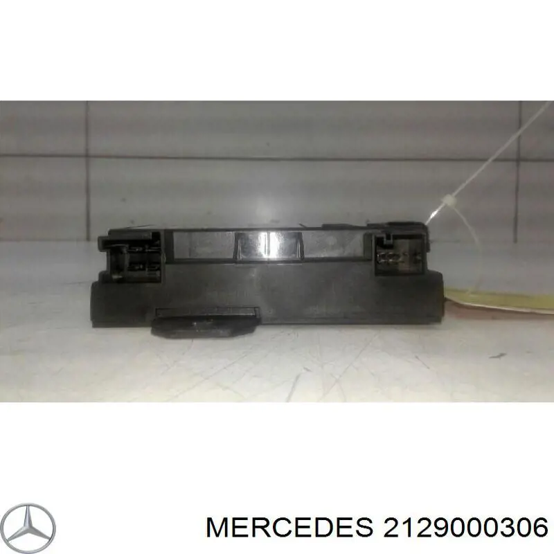 Модуль (блок) управління паливного насоса Mercedes A2215402062 ціна, від 14.06 USD