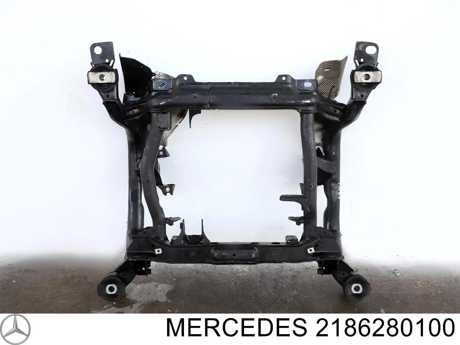 Купити Підрамник передній Mercedes E  W212