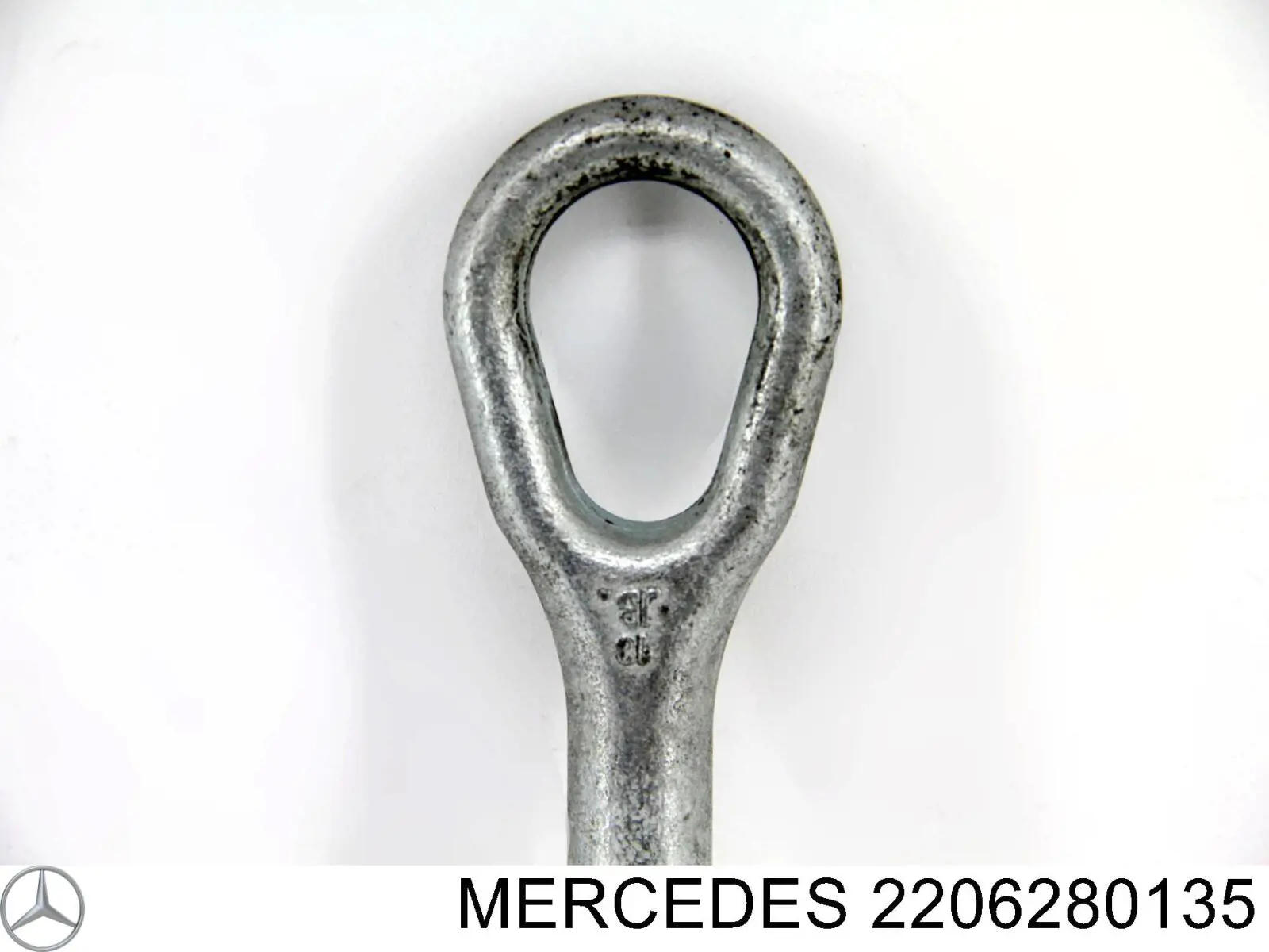 Крюк буксирувальний на Mercedes C-Class (W203)