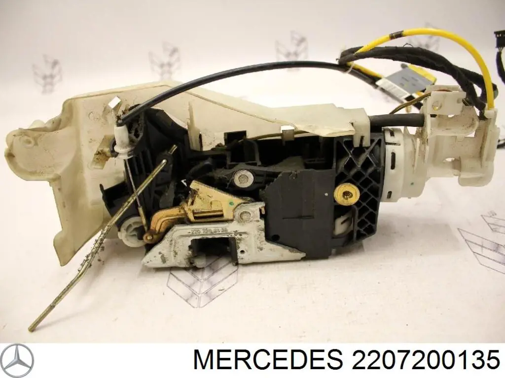 Купити A2207200135 Mercedes Замок передньої лівої двері