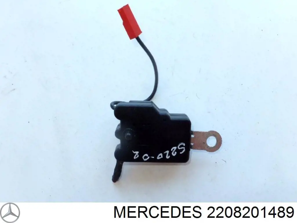 Купити A2208201489 Mercedes 