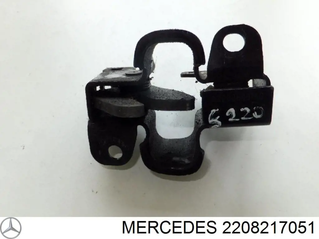 Купити A2028206210 Mercedes Замок капота
