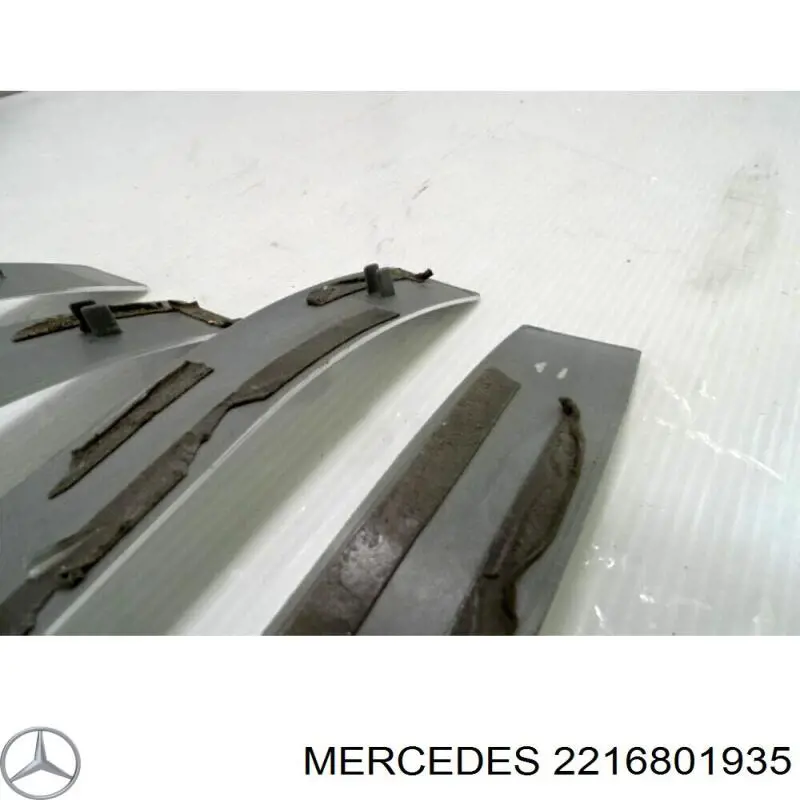  2216801935 Mercedes