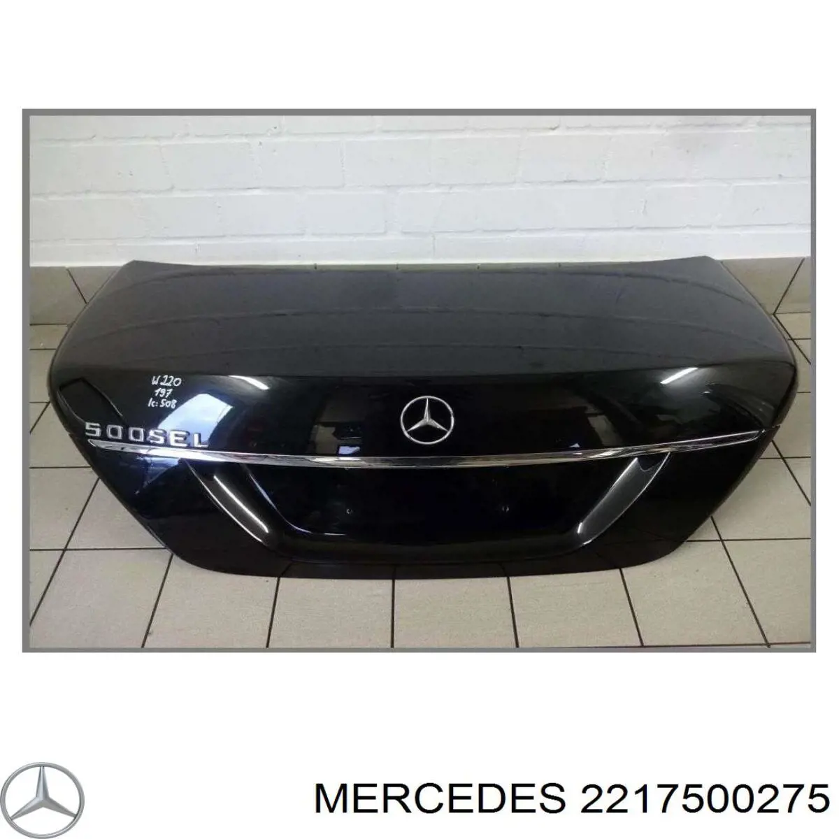 221750027528 Mercedes кришка багажника