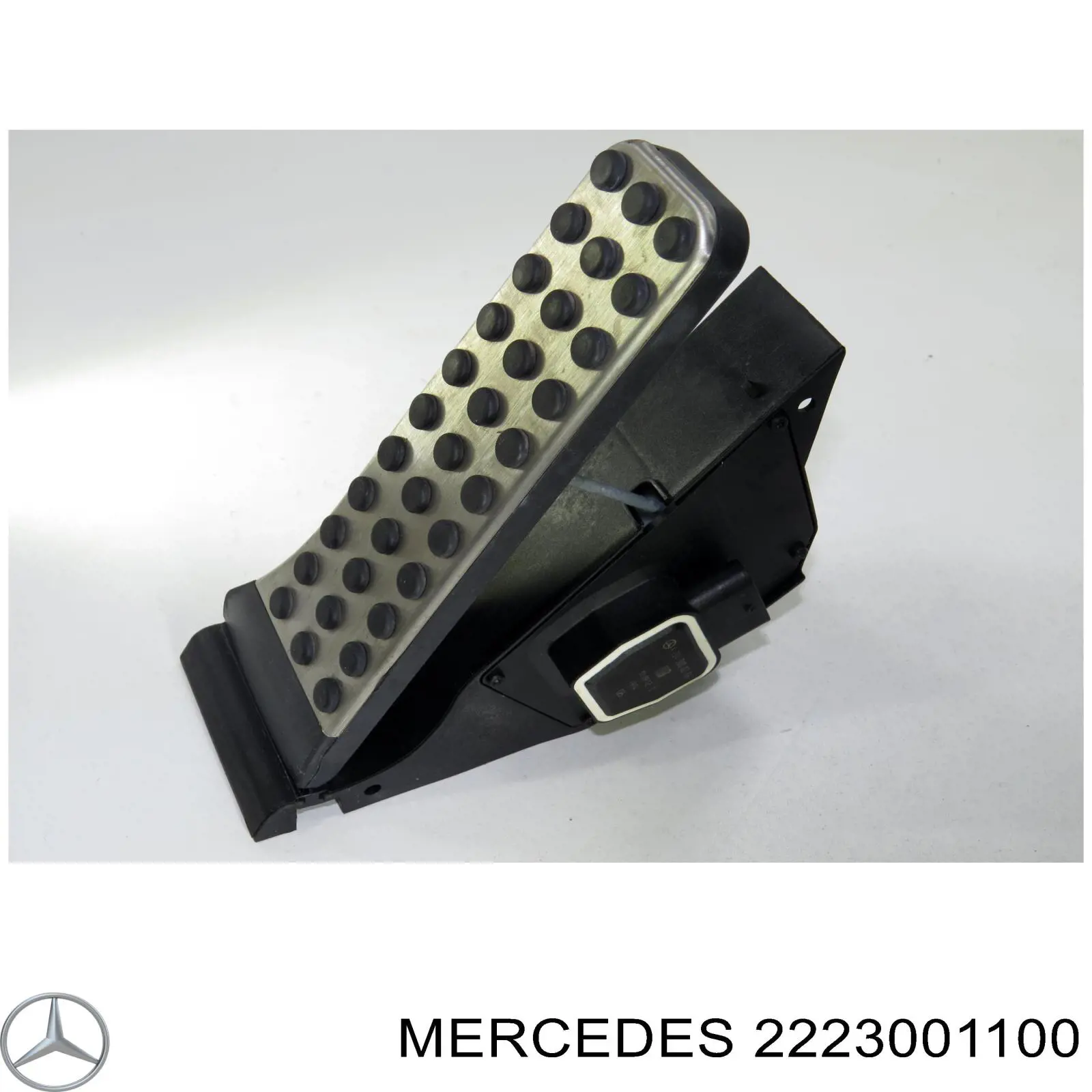2223001100 Mercedes педаль газу (акселератора)