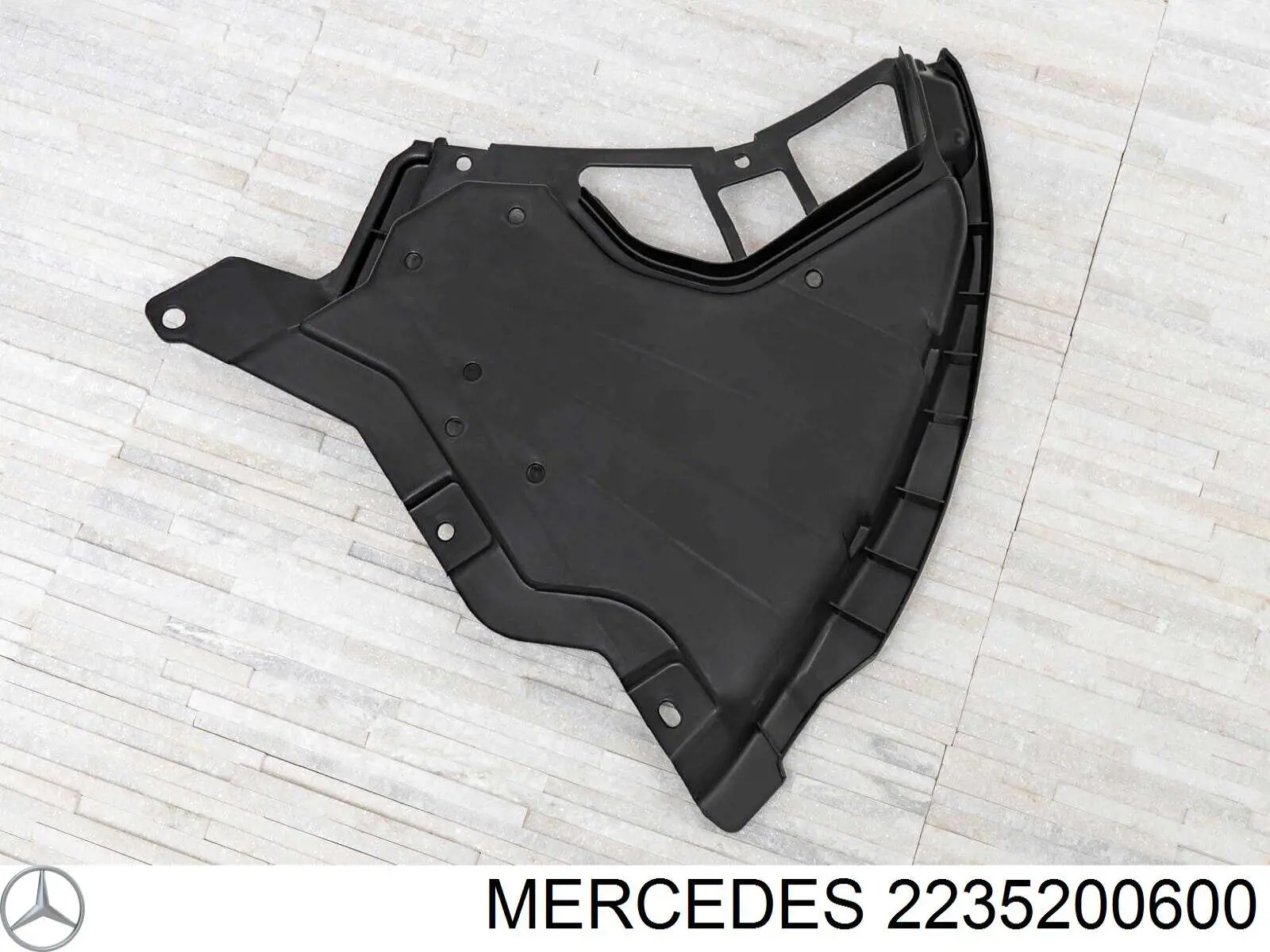 A2235200600 Mercedes Захист бампера переднього, права