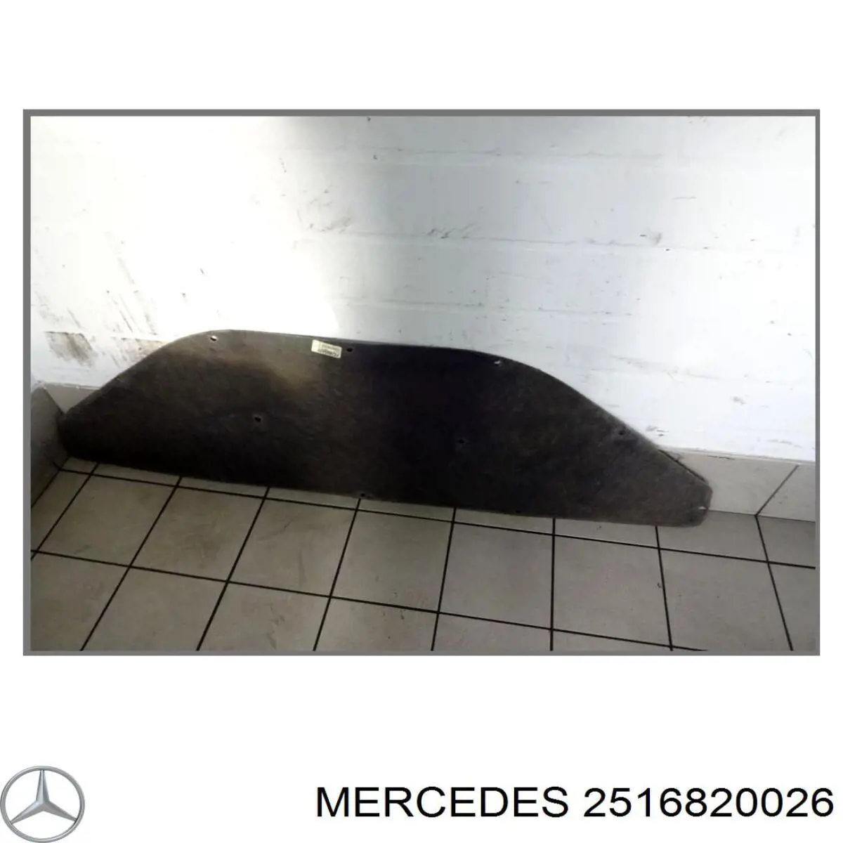 Шумоізоляція капота на Mercedes R-Class (W251)