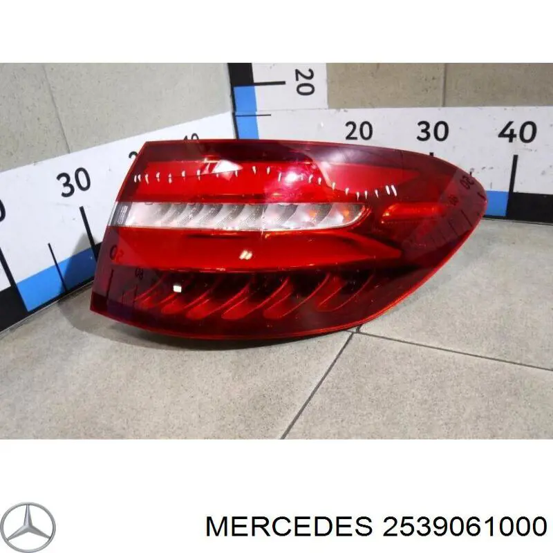  A253906100064 Mercedes