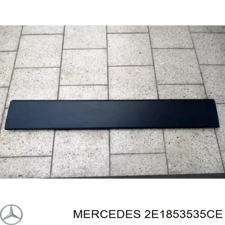 Накладка переднього лівого крила Mercedes A90669047829B51
