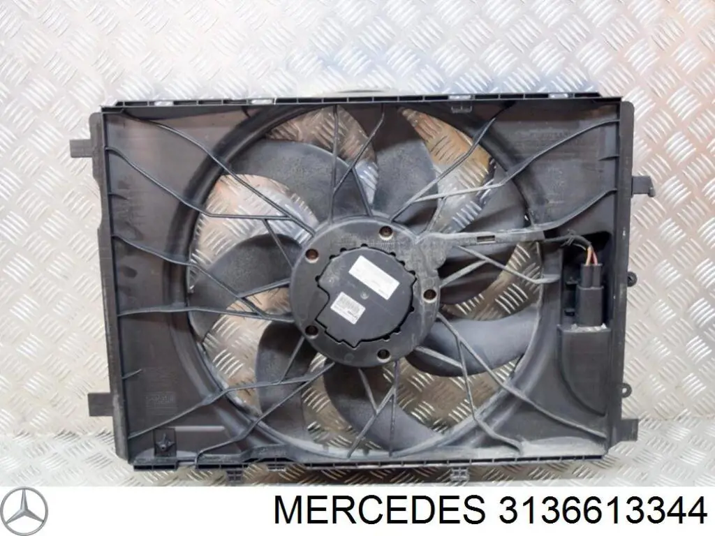 A3136613344 Mercedes Вентилятор / крильчатка радіатора охолодження