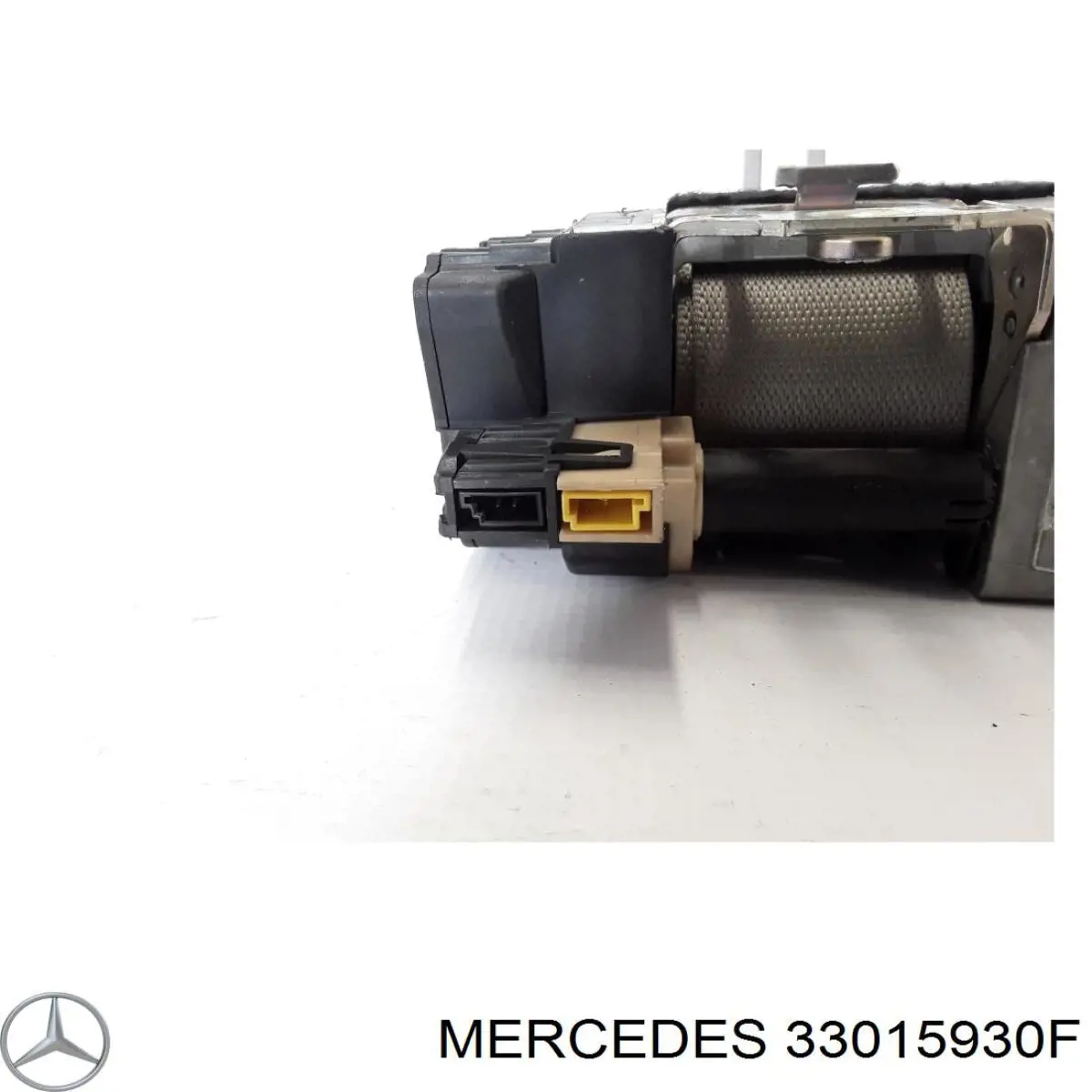 33015930F Mercedes 