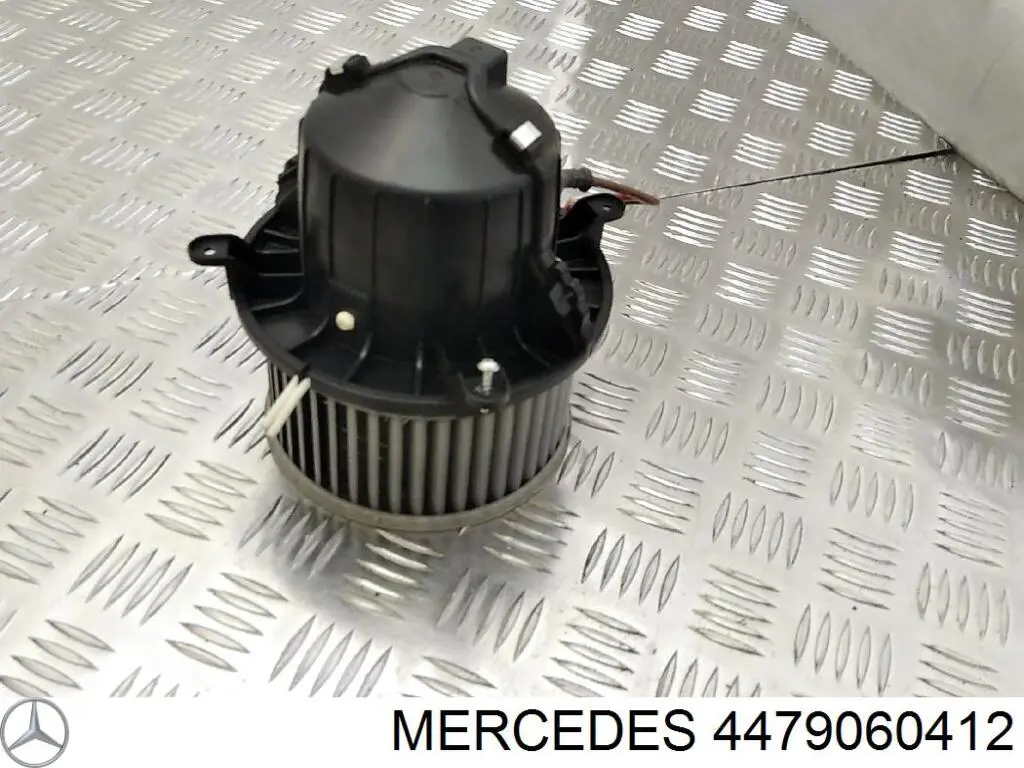 Дифузор (кожух) радіатора охолодження Polcar 50N323W1S ціна, від 256.50 USD