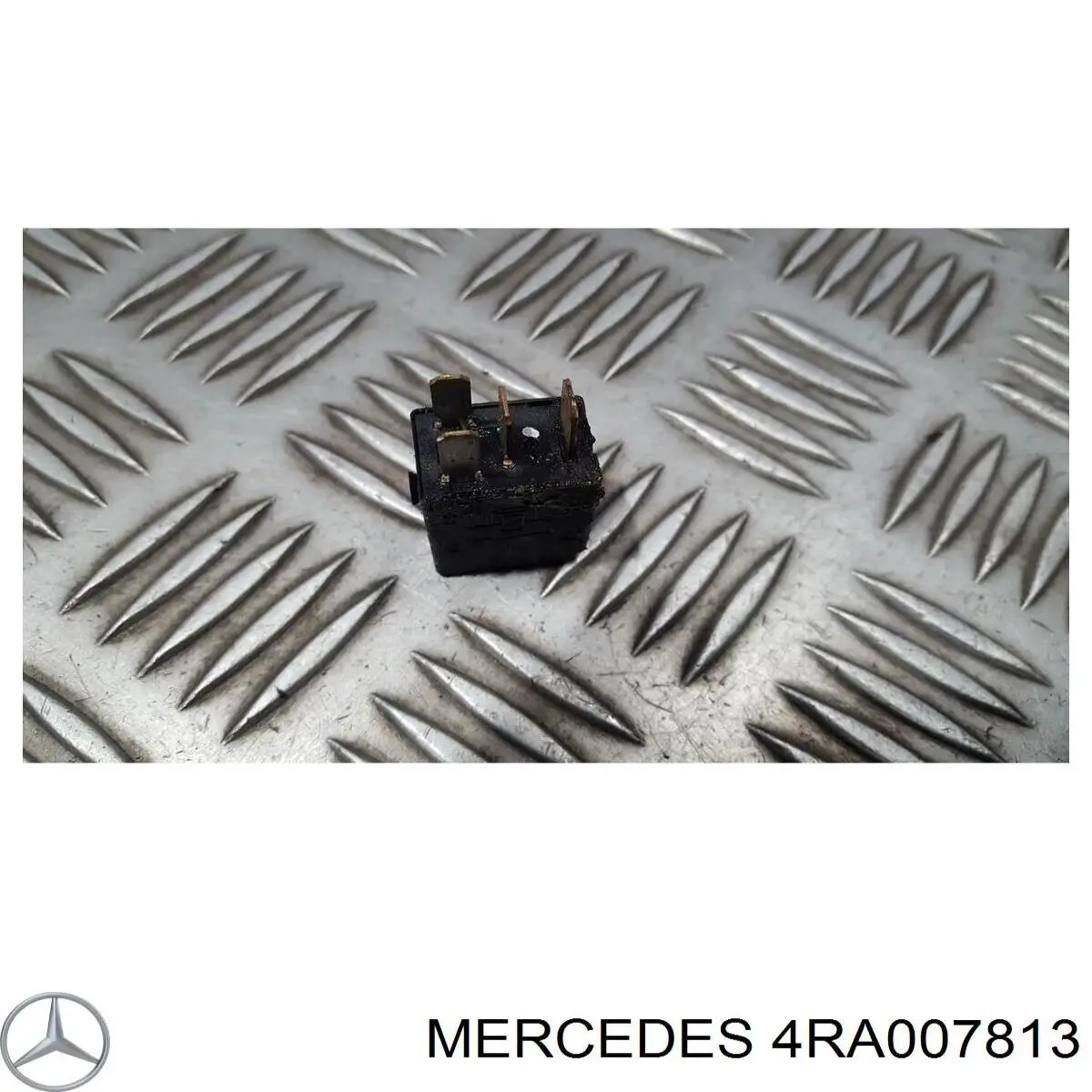 4RA007813 Mercedes 