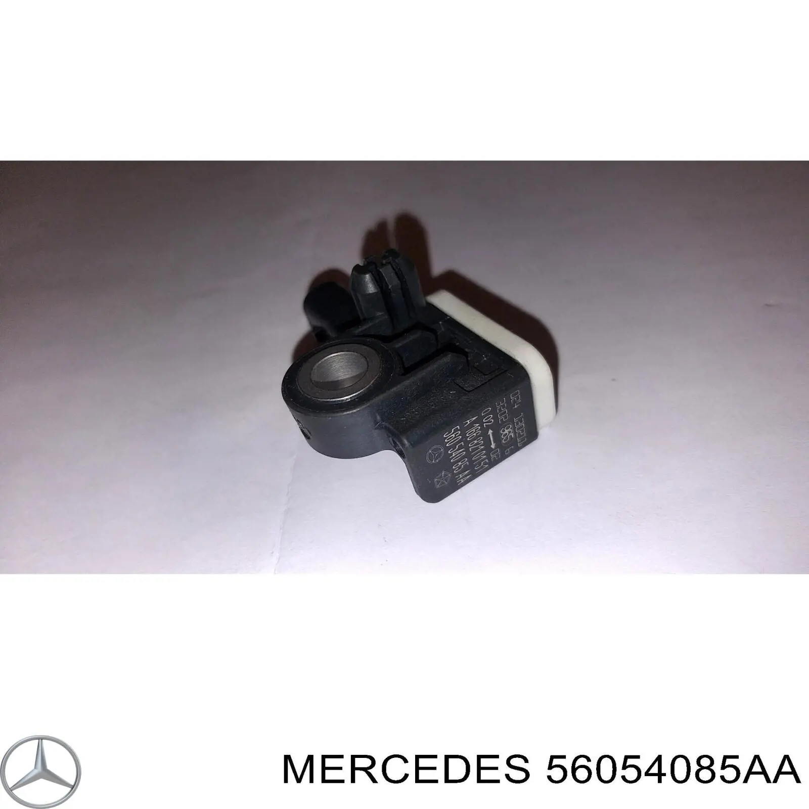 Датчик Ейрбег передній Nissan/Infiniti 56054085AA ціна, від 6.32 USD