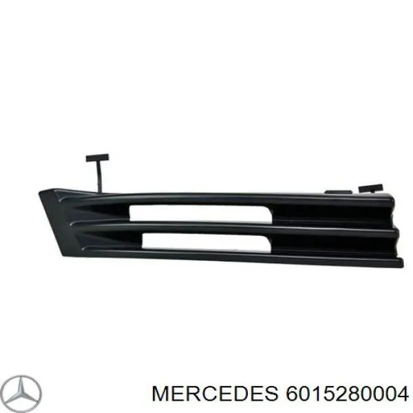 Решітка переднього бампера 6015280004 Mercedes