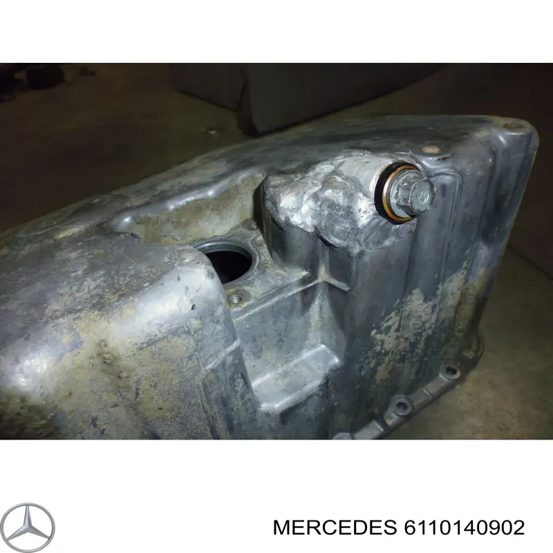 6110140402 Mercedes піддон масляний картера двигуна