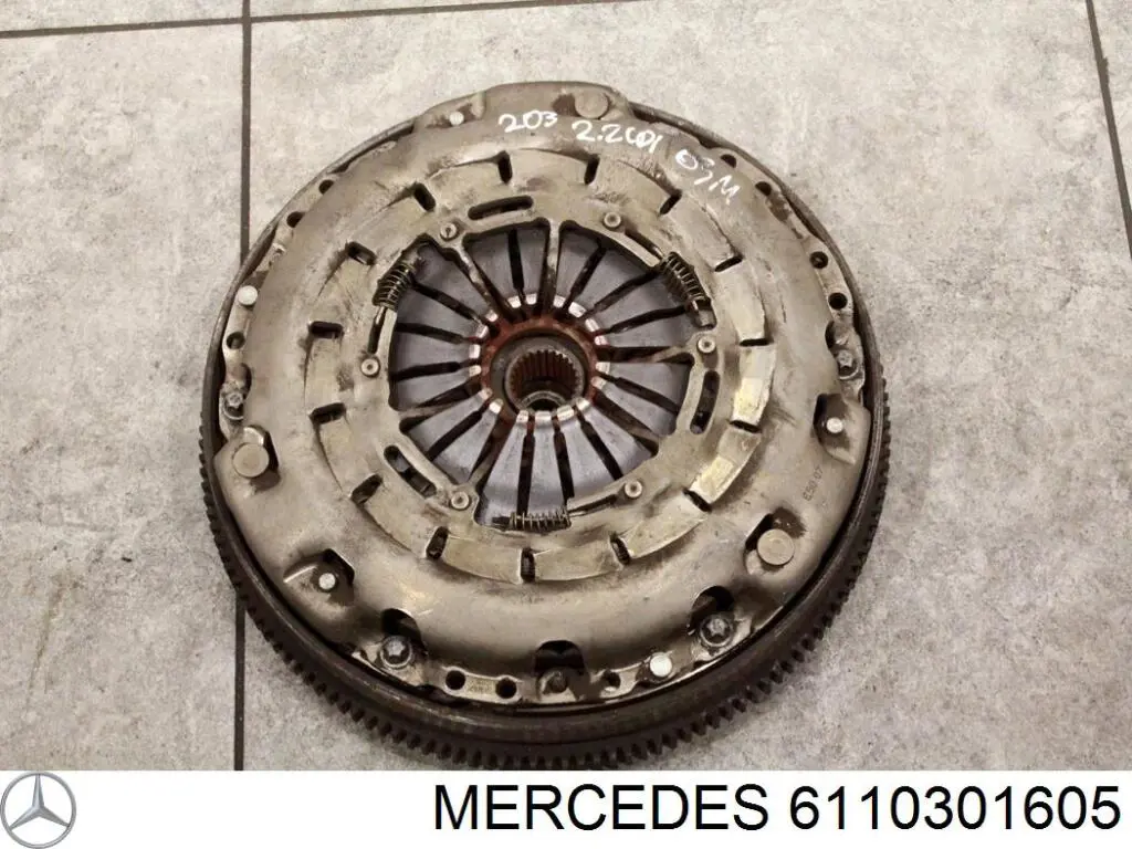 6110301605 Mercedes маховик двигуна