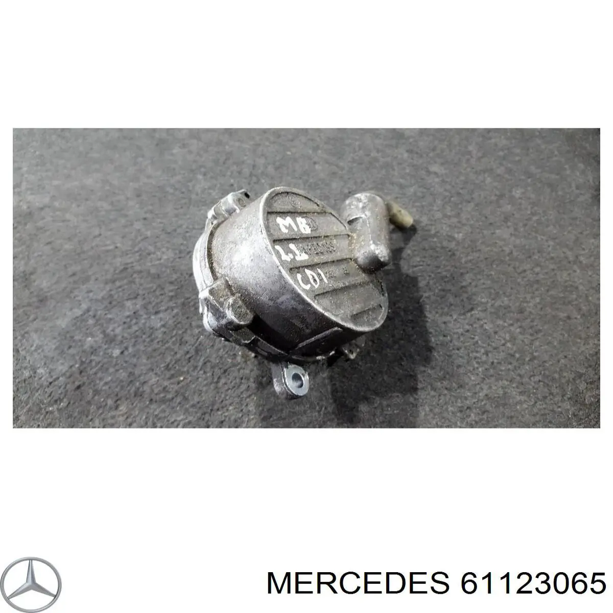  Вакуумний насос Mercedes Vito 1
