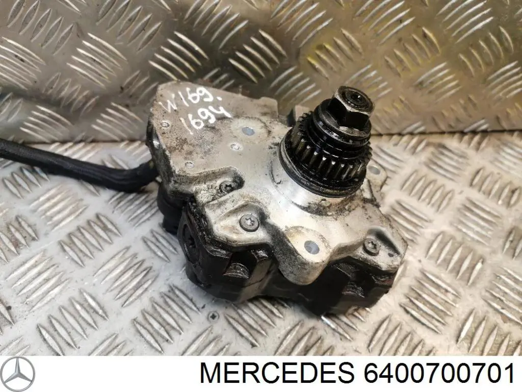 Насос паливний високого тиску Mercedes 445010120 ціна, від 95.02 USD
