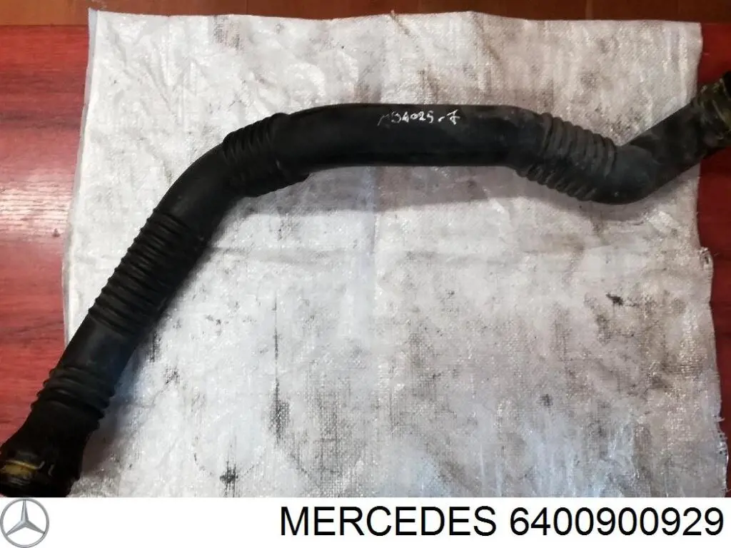 Патрубок повітряний, вихід повітряного фільтра Mercedes A6400900829 ціна, від 101.56 USD