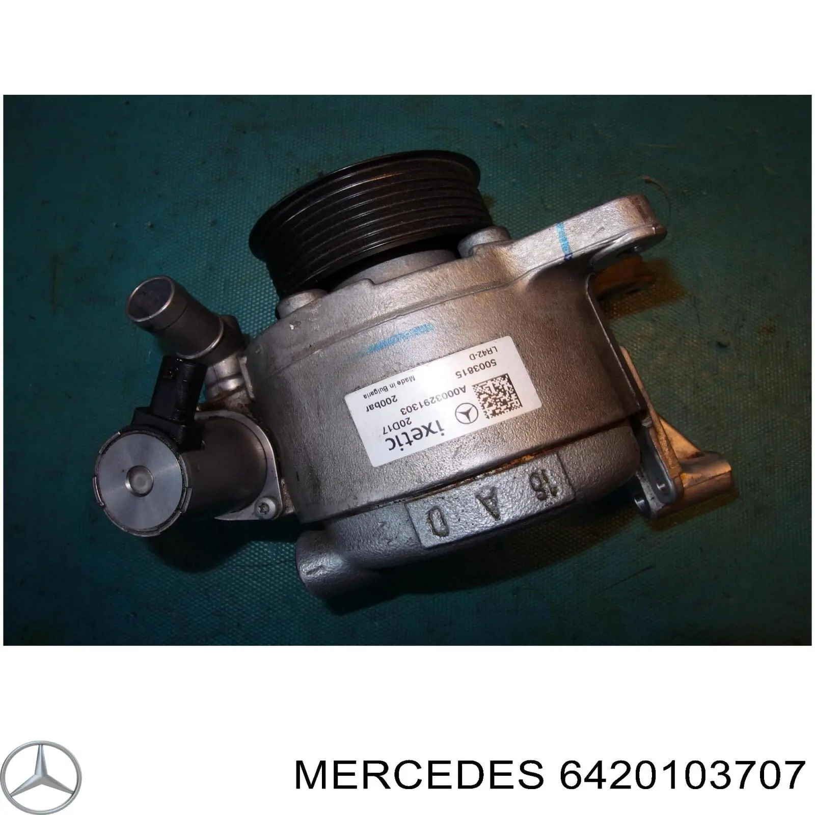 Клапан PCV (вентиляції картерних газів) на Mercedes ML/GLE  C292