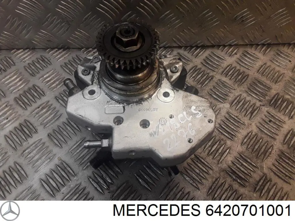 Насос паливний високого тиску Mercedes A6420104009 ціна, від 118.24 USD
