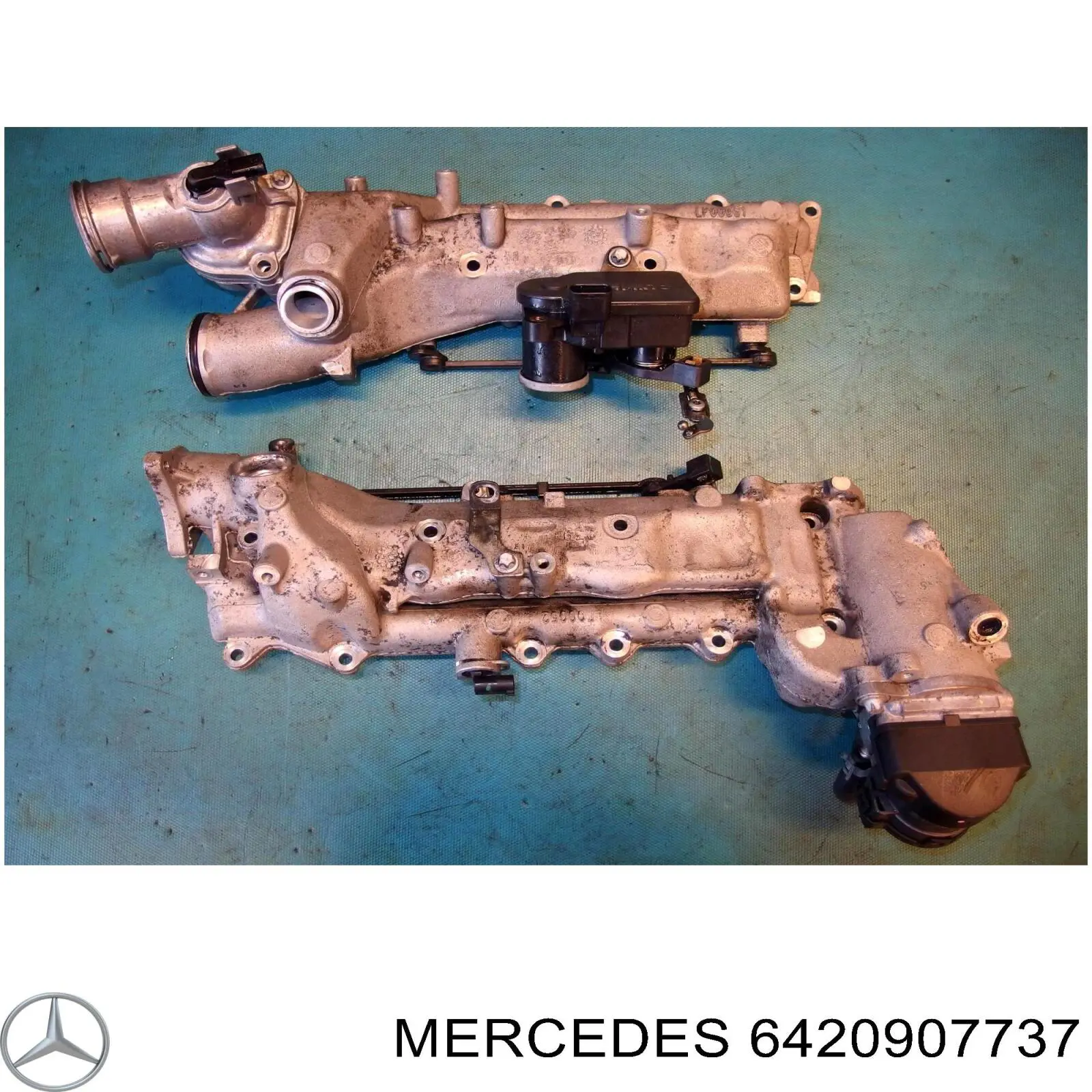 Колектор впускний, правий Chrysler 5175642AB