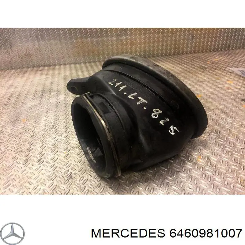 Патрубок повітряний, вихід з турбіни (наддув) Mercedes A6460980807 ціна, від 44.34 USD