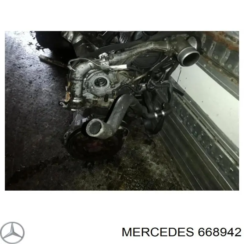 Купити 668942 Mercedes Двигун