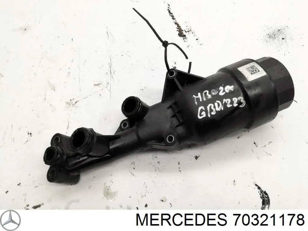 Кронштейн масляного фільтра 70321178 Mercedes