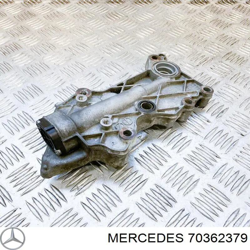 70362379 Mercedes 