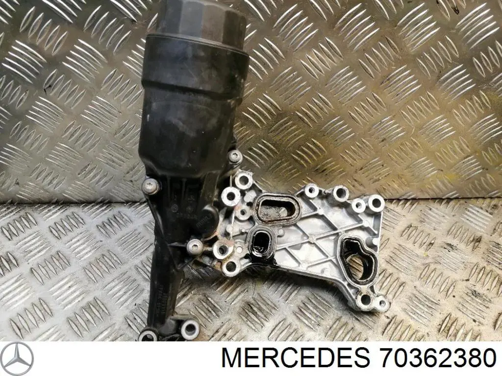 70362380 Mercedes 
