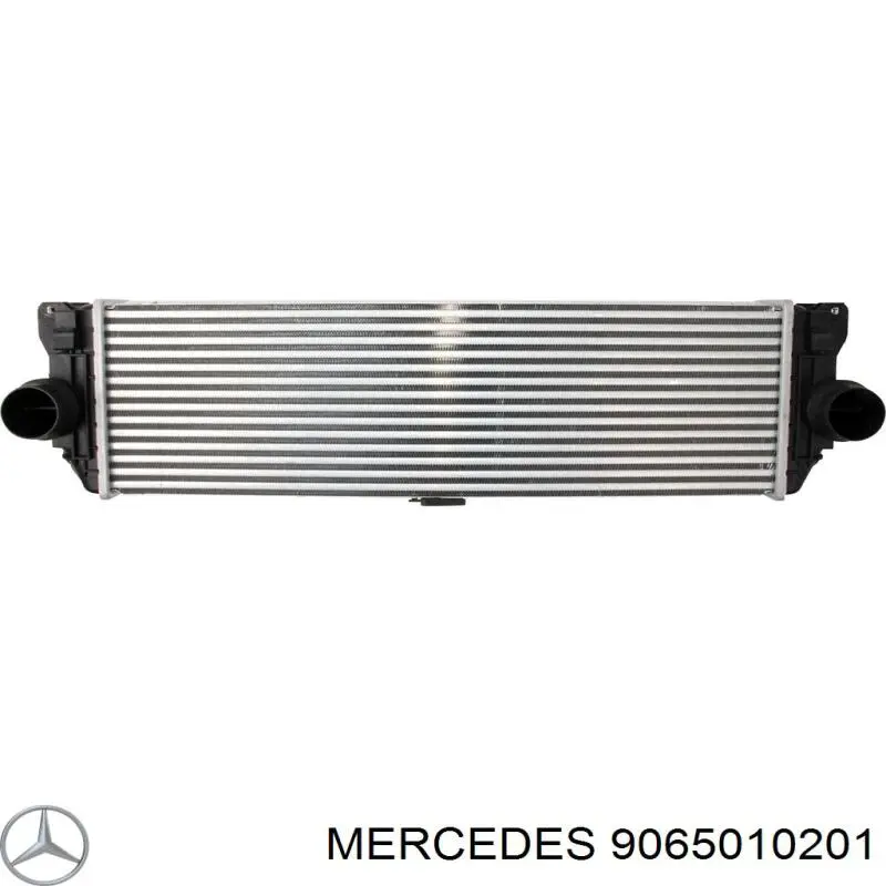 9065010201 Mercedes радіатор интеркуллера