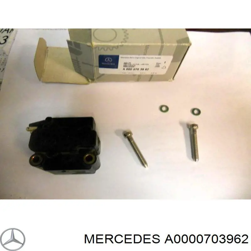 Регулятор тиску палива модуля паливного насосу в баці Mercedes A0000703962 ціна, від 421.97 USD