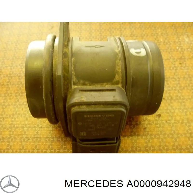 Датчик масової витрати повітря Mercedes A0000942948 ціна, від 28.40 USD