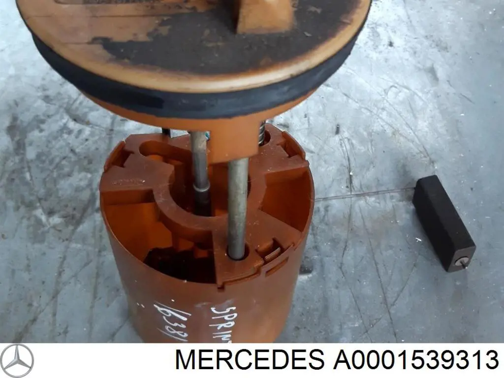 Купити A0001539313 Mercedes Датчик рівня води паливного фільтра