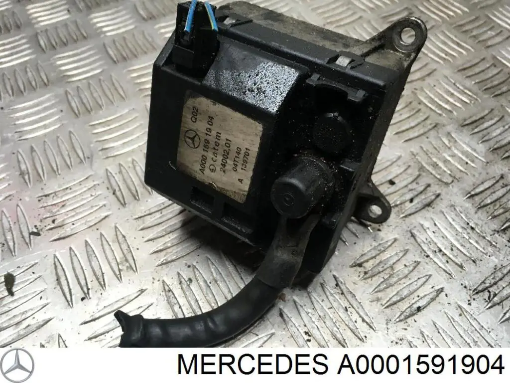 Електропідігрівач охолоджуючої рідини Mercedes A0001591904 ціна, від 16.78 USD