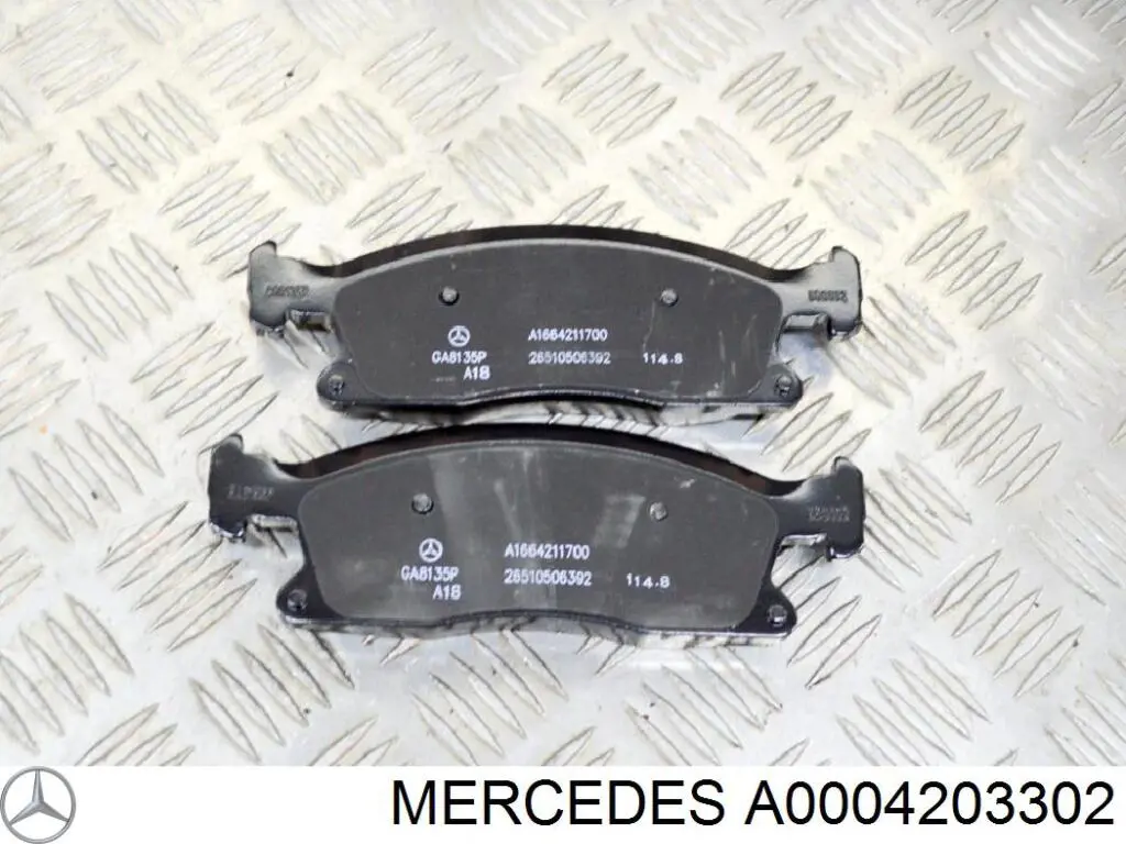 A0004203302 Mercedes колодки гальмівні передні, дискові