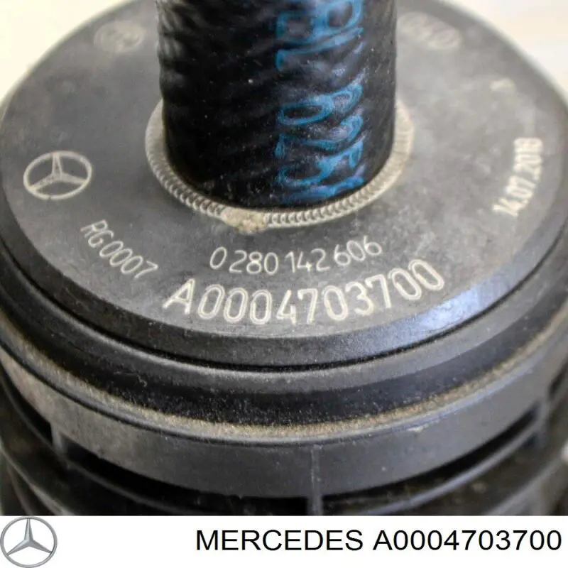 A0004703700 Mercedes Клапан вентиляції газів паливного бака
